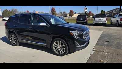 2018 GMC Terrain, $19900.00. Photo 3