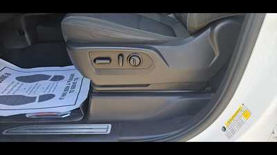 2021 Chevrolet 1500 Crew Cab, $0.00. Photo 11