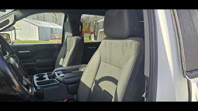 2021 Chevrolet 1500 Crew Cab, $0.00. Photo 9