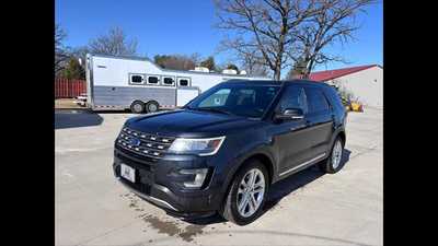 2017 Ford Explorer, $0.00. Photo 3