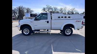2007 Ford F350 Reg Cab, $0.00. Photo 3