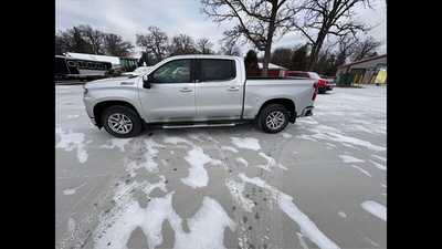 2019 Chevrolet 1500 Crew Cab, $0.00. Photo 2