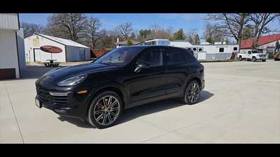 2018 Porsche Cayenne, $69900.00. Photo 8