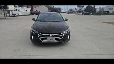 2017 Hyundai Elantra, $0.00. Photo 5