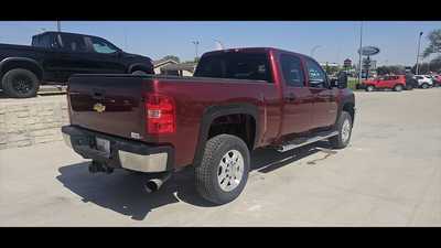 2013 Chevrolet 2500 Crew Cab, $0.00. Photo 3