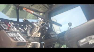 2022 Peterbilt 389, $0.00. Photo 12