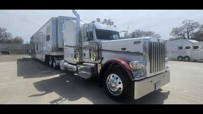 2022 Peterbilt 389, $0.00. Photo 7