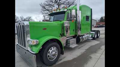 2019 Peterbilt 389, $0.00. Photo 8