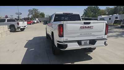 2022 GMC 1500 Crew Cab, $0.00. Photo 8