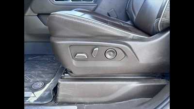 2024 GMC 3500 Crew Cab, $0.00. Photo 11