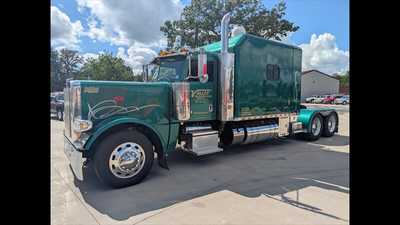 2014 Peterbilt 389, $0.00. Photo 1