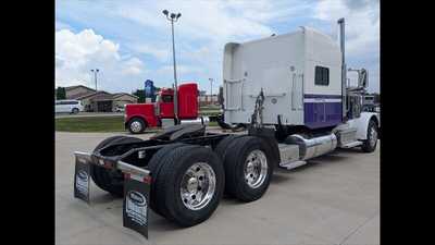 2020 Peterbilt 389, $0.00. Photo 6