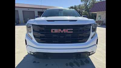 2025 GMC 1500 Crew Cab, $0.00. Photo 5