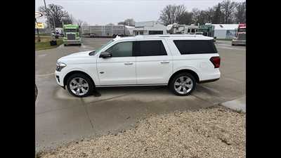 2022 Ford Expedition Max, $0.00. Photo 4