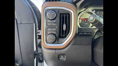 2022 Chevrolet Silverado 3500, $0.00. Photo 12