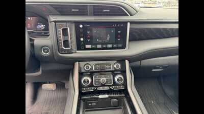 2022 GMC Yukon, $0.00. Photo 12