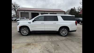 2022 GMC Yukon, $0.00. Photo 3