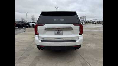 2022 GMC Yukon, $0.00. Photo 5