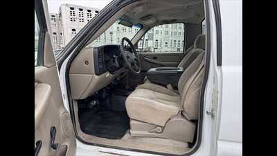 2006 Chevrolet 3500 Reg Cab, $0.00. Photo 7
