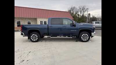 2022 Chevrolet 3500 Crew Cab, $0.00. Photo 2