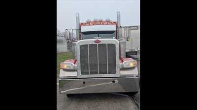 2015 Peterbilt 389, $0.00. Photo 5
