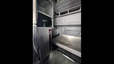 2022 Peterbilt 389, $0.00. Photo 10