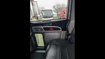 2022 Peterbilt 389, $0.00. Photo 8