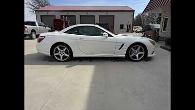 2015 Mercedes-Benz SL-Class, $0.00. Photo 2