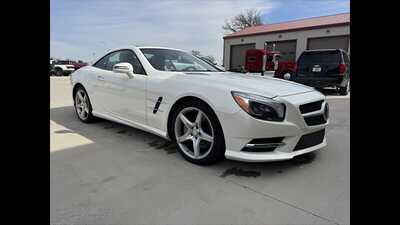 2015 Mercedes-Benz SL-Class, $0.00. Photo 1