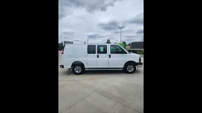 2025 GMC Van,Cargo, $0.00. Photo 1