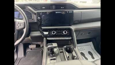 2025 GMC 1500 Crew Cab, $0.00. Photo 12
