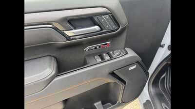 2025 GMC 1500 Crew Cab, $0.00. Photo 7