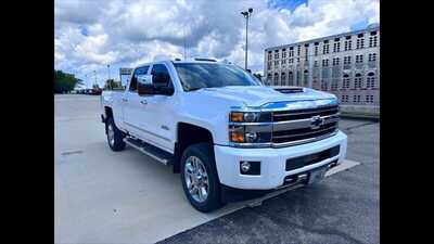 2019 Chevrolet 2500 Crew Cab, $0.00. Photo 4