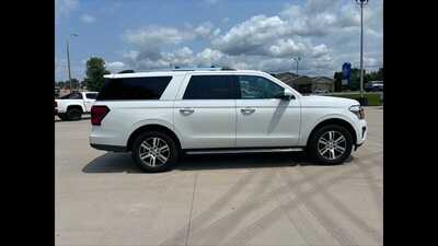 2022 Ford Expedition Max, $0.00. Photo 1