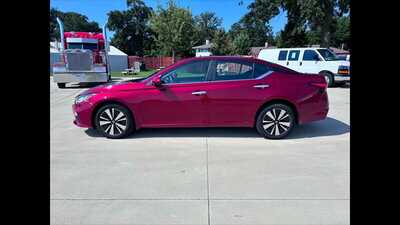 2022 Nissan Altima, $0.00. Photo 2