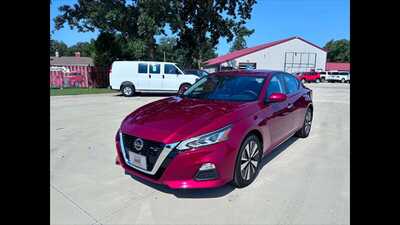 2022 Nissan Altima, $0.00. Photo 5