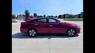 2022 Nissan Altima, $0.00. Photo 1