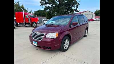 2008 Chrysler Town & Country, $0.00. Photo 3