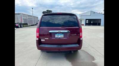 2008 Chrysler Town & Country, $0.00. Photo 6