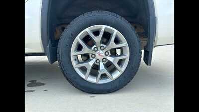 2015 GMC 1500 Crew Cab, $15900.00. Photo 9