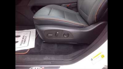 2025 GMC Acadia, $44900.00. Photo 12
