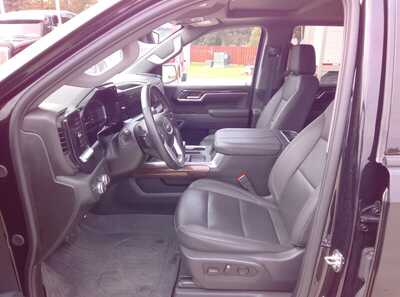 2025 GMC Sierra 1500, $48900.00. Photo 12