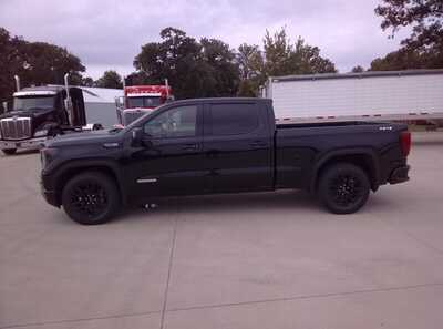 2025 GMC Sierra 1500, $48900.00. Photo 2