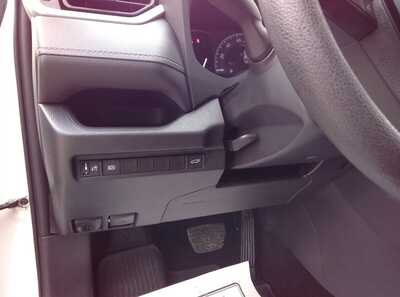 2025 Toyota RAV4, $0.00. Photo 11