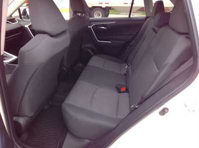 2025 Toyota RAV4, $0.00. Photo 12