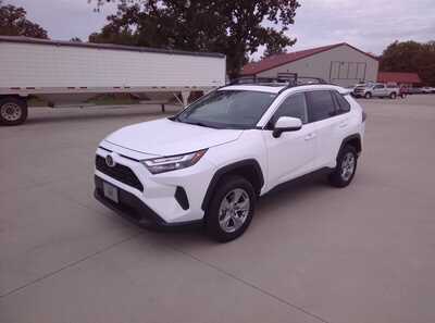 2025 Toyota RAV4, $0.00. Photo 3