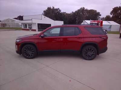 2023 Chevrolet Traverse, $37900.00. Photo 2