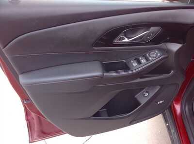 2023 Chevrolet Traverse, $37900.00. Photo 9