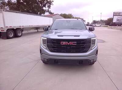 2025 GMC 1500 Crew Cab, $48900.00. Photo 6