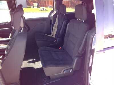 2018 Dodge Caravan, Grand, $10900.00. Photo 10